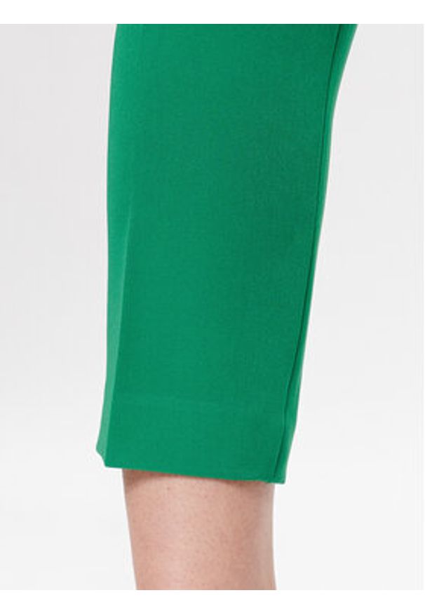 Liu Jo Spodnie materiałowe WA3188 T7896 Zielony Slim Fit. Kolor: zielony. Materiał: syntetyk