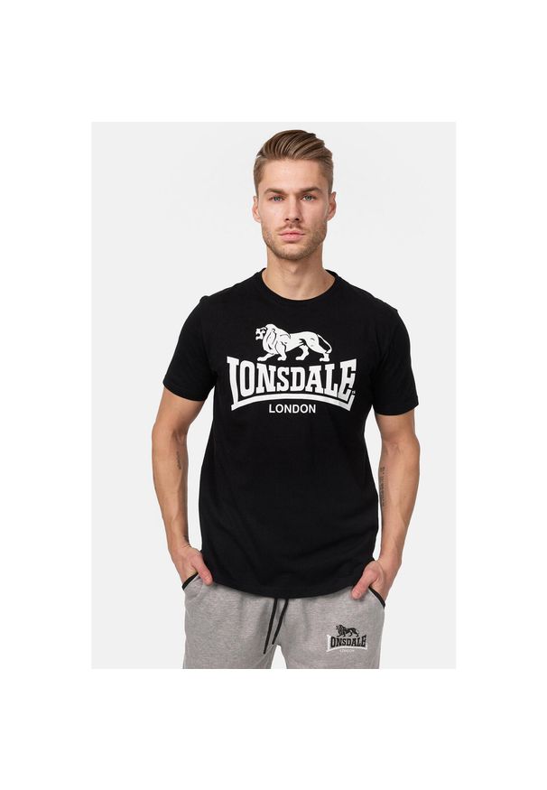 T-shirt o klasycznym kroju Lonsdale Logo. Kolor: czarny