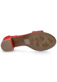 Sandały Filippo DS1350/20 Rd czerwone. Kolor: czerwony