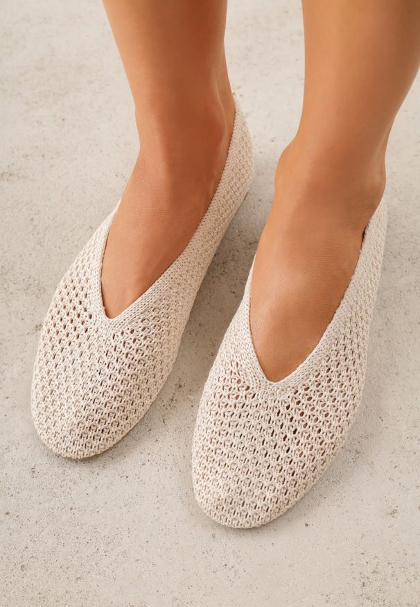 Renee - Beżowe Balerinki VICES z Plecioną Cholewką Mahala. Okazja: na co dzień. Kolor: beżowy. Szerokość cholewki: normalna. Styl: boho, casual, elegancki