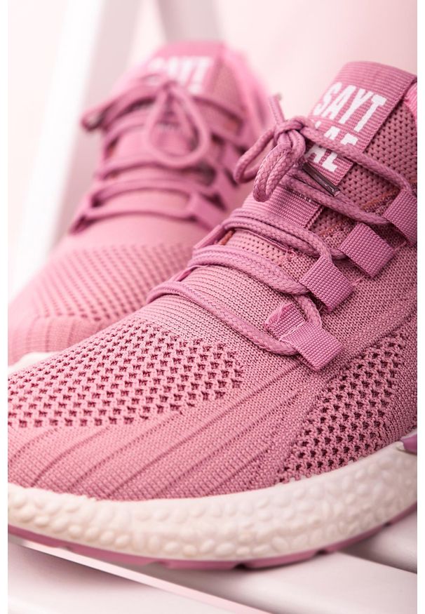 Casu - Różowe buty sportowe sznurowane casu 204/42p. Kolor: różowy