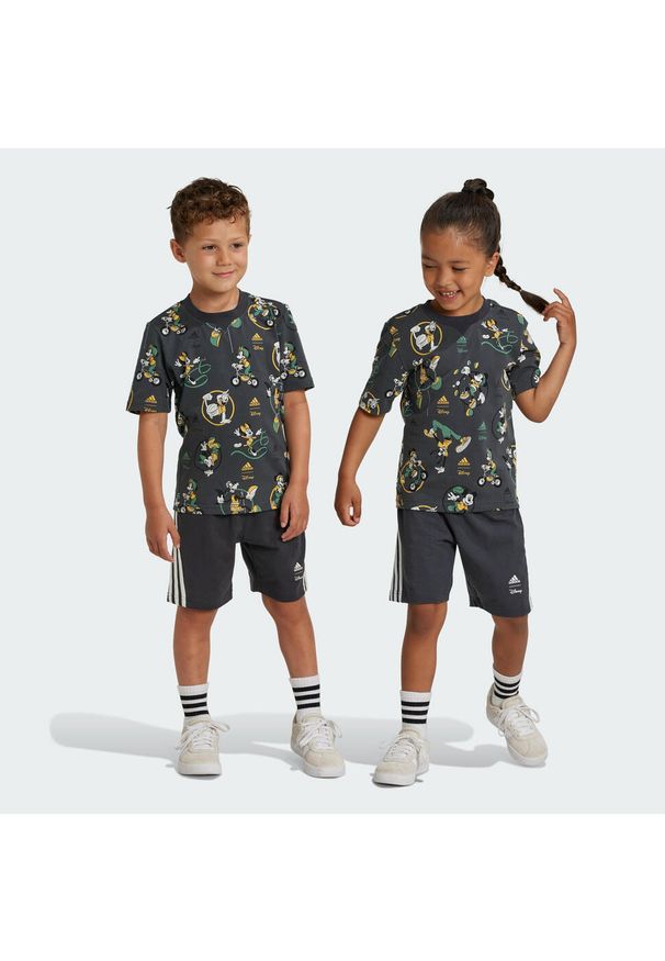 Adidas - Zestaw Disney Mickey Mouse Tee. Kolor: szary, wielokolorowy. Wzór: motyw z bajki. Styl: sportowy