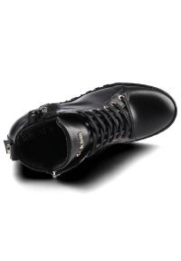 Carinii - Sneakersy CARINII B5714_-E50-000-000-B88 Czarny. Okazja: na imprezę. Zapięcie: sznurówki. Kolor: czarny. Materiał: jeans, skóra. Szerokość cholewki: normalna. Obcas: na koturnie. Styl: klasyczny, elegancki #4