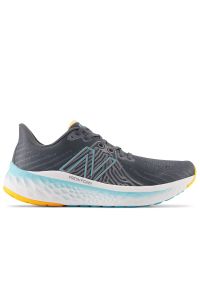 Buty New Balance Fresh Foam Vongo v5 MVNGOCD5 - szare. Zapięcie: sznurówki. Kolor: szary. Materiał: tkanina. Szerokość cholewki: normalna. Sport: fitness