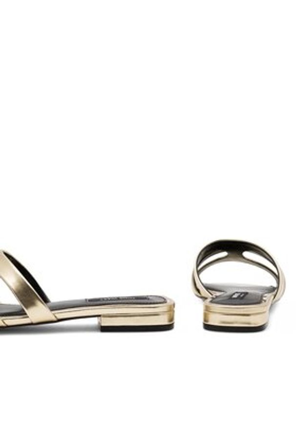 Nine West Klapki 123AL1207-1 Złoty. Kolor: złoty. Materiał: syntetyk