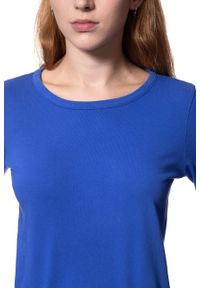 Wrangler - DAMSKI LONGSLEEVE WRANGLER B&Y LS CROP TEE NAUTICAL BLUE W722CF9V2 112130925. Długość rękawa: długi rękaw. Wzór: nadruk