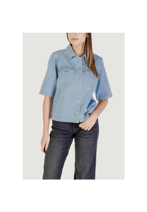 only - Kurtka Kobieta ONLY ONLBELLE S/S SHIRT DNM GUA NOOS. Kolor: niebieski. Materiał: bawełna