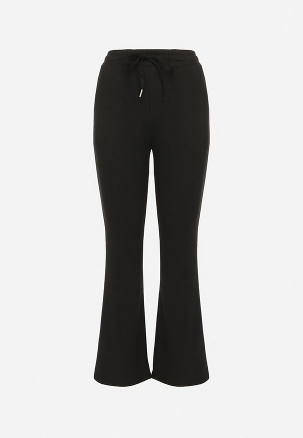 Born2be - Czarne Spodnie Dresowe o Kroju Dzwonów z Gumką w Talii Efravella. Okazja: na co dzień. Kolor: czarny. Materiał: dresówka. Styl: elegancki, casual