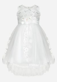 Born2be - Biała Elegancka Sukienka z Wiązanym Paskiem i Motywem Róż z Tiulowym Dołem Adenie. Kolor: biały. Materiał: tiul. Długość rękawa: bez rękawów. Wzór: haft, koronka, aplikacja. Typ sukienki: rozkloszowane. Styl: elegancki #3