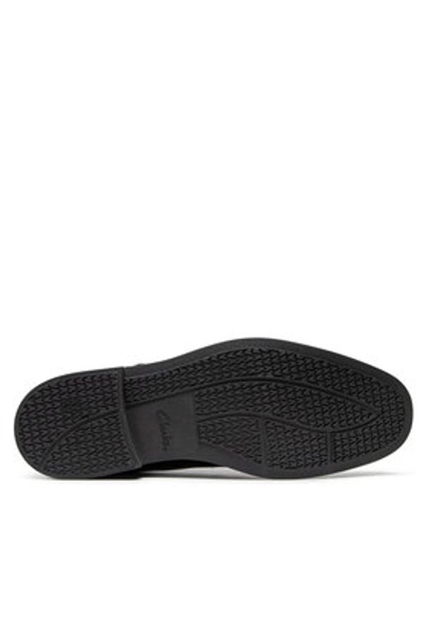 Clarks Półbuty Howard Walk 261612857 Czarny. Kolor: czarny. Materiał: skóra
