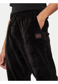 Hugo Spodnie dresowe Label 50524795 Czarny Regular Fit. Kolor: czarny. Materiał: bawełna #5
