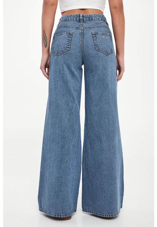 Liu Jo - Jeansy damskie z haftem LIU JO. Wzór: haft