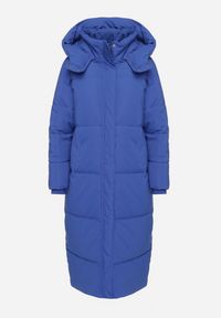 Born2be - Niebieska Pikowana Kurtka o Długim Fasonie z Odpinanym Kapturem Daivera. Okazja: na spacer. Kolor: niebieski. Materiał: dzianina. Długość: długie. Sezon: zima #4