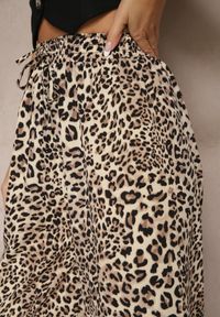 Renee - Czarno-Beżowe Spodnie Wide Leg z Gumką w Talii w Panterkowy Wzór Filanira. Okazja: na co dzień. Kolor: czarny. Styl: elegancki, casual #4