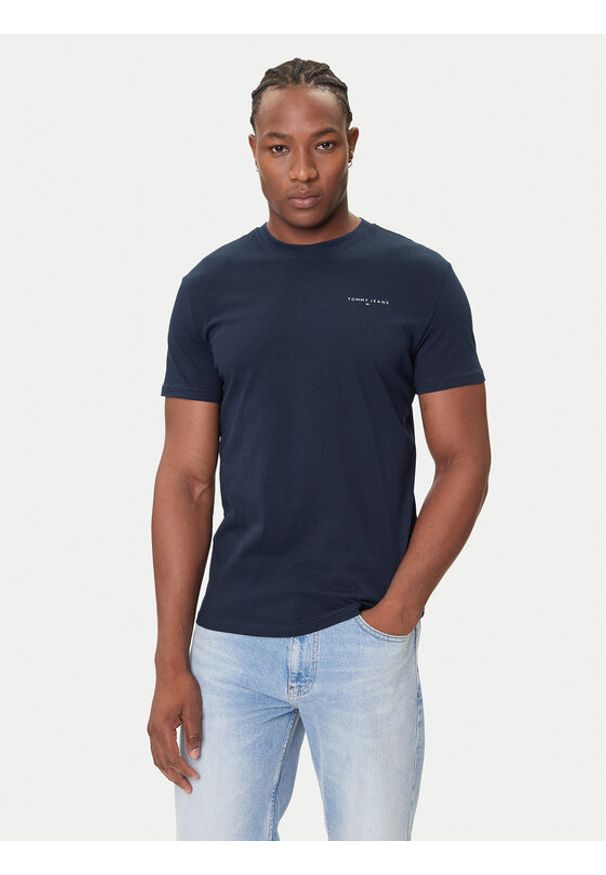 Tommy Jeans T-Shirt Linear Chest DM0DM21780 Granatowy Slim Fit. Kolor: niebieski. Materiał: bawełna