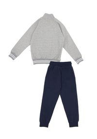 LEONE 1947 APPAREL - Dres dziecięcy z kołnierzykiem i nadrukiem „Sporting” College. Okazja: na uczelnię. Kolor: szary, niebieski, wielokolorowy. Materiał: dresówka. Wzór: nadruk. Styl: sportowy