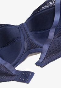 Renee - Granatowy Biustonosz Full Cup z Regulowanymi Ramiączkami Vikonna. Kolekcja: plus size. Kolor: niebieski