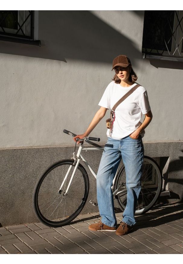 Reserved - T-shirt oversize z merceryzowanej bawełny - biały. Kolor: biały. Materiał: bawełna