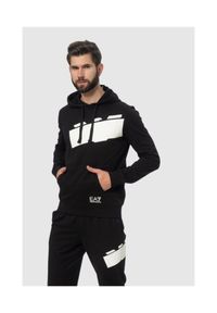 EA7 Emporio Armani - EA7 Czarna męska bluza z dużym białym logo, Rozmiar XL. Typ kołnierza: kaptur. Kolor: czarny