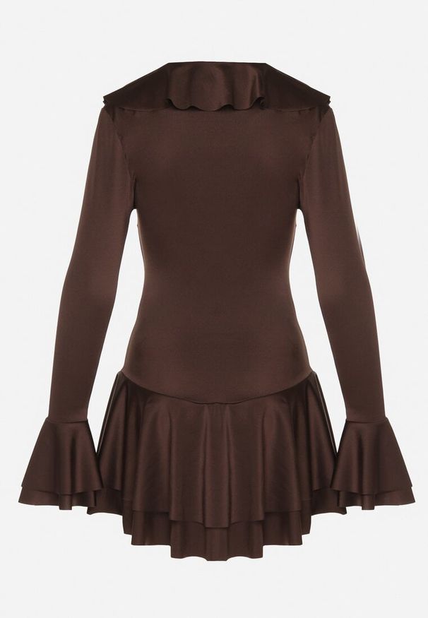 Born2be - Brązowa Taliowana Sukienka Zdobiona Falbankami Tiraneda. Okazja: na imprezę. Typ kołnierza: kołnierz z falbankami. Kolor: brązowy. Wzór: aplikacja. Typ sukienki: proste. Styl: elegancki