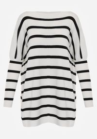 Born2be - Biały Sweter Oversize w Paski z Rękawami Nietoperz Caelania. Kolor: biały. Wzór: paski #8