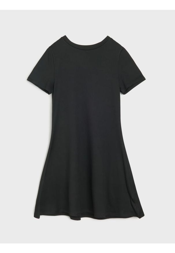 Sinsay - Dzianinowa sukienka mini - czarny. Kolor: czarny. Materiał: dzianina. Długość: mini