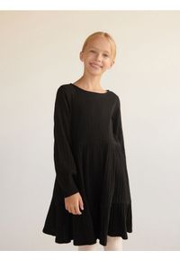 Reserved - Bawełniana sukienka - czarny. Kolor: czarny. Materiał: bawełna #1