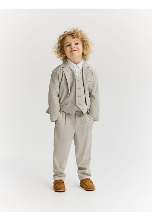 Reserved - Marynarka z dodatkiem wiskozy - beżowy. Kolor: beżowy. Materiał: wiskoza