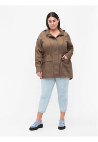 Zizzi Parka M52606G Brązowy Regular Fit. Kolor: brązowy