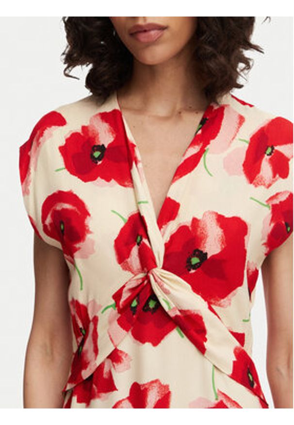 French Connection Sukienka letnia Poppy 719G6 Czerwony Regular Fit. Kolor: czerwony. Materiał: wiskoza. Sezon: lato