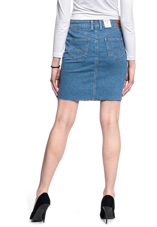 Mustang - SPÓDNICA JEANSOWA MUSTANG LAURA SKIRT 1010932 5000 586. Materiał: jeans