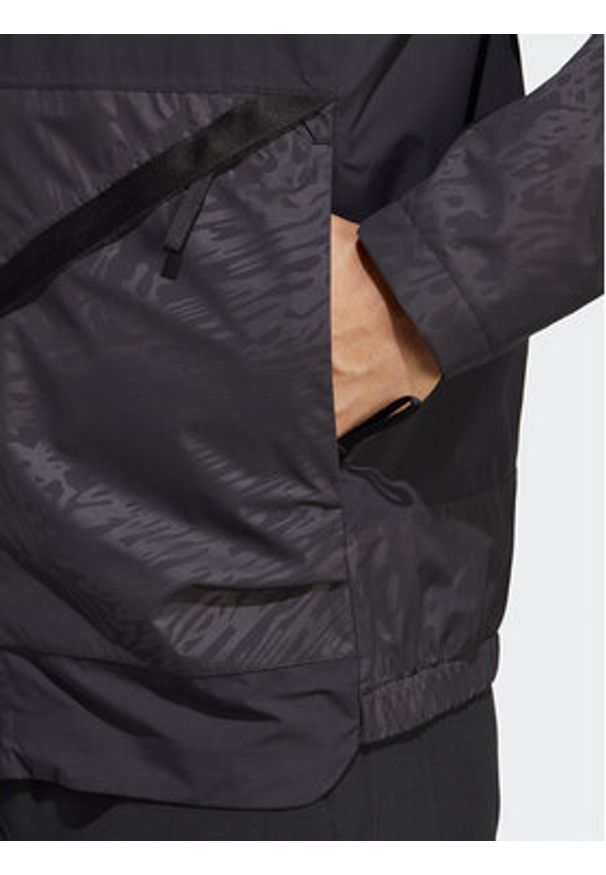 Adidas - adidas Kurtka przejściowa Terrex Utilitas RAIN.RDY 2.5-Layer Rain Jacket HN2928 Czarny Regular Fit. Kolor: czarny. Materiał: syntetyk