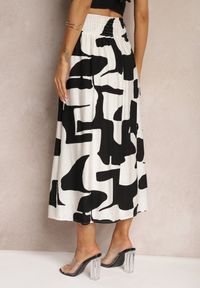 Renee - Czarno-Biała Rozkloszowana Spódnica High Waist z Gumką w Talii i Guzikami Tinasshi. Stan: podwyższony. Kolor: czarny. Materiał: tkanina. Sezon: lato #3
