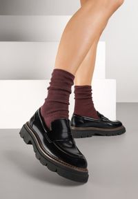 Born2be - Czarne Lakierowane Półbuty w Stylu Mokasynów Rivzakia. Okazja: na co dzień. Kolor: czarny. Materiał: lakier. Styl: klasyczny, casual
