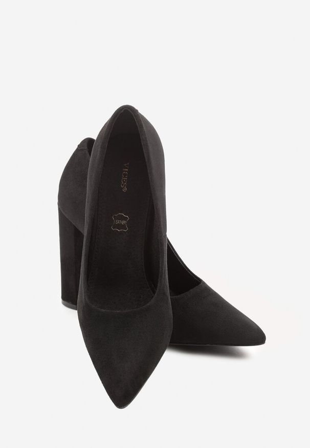 Born2be - Czarne Czółenka Vices na Słupku ze Skórzaną Wkładką Danvira. Okazja: na wesele, na spotkanie biznesowe, do pracy, na ślub cywilny. Kolor: czarny. Materiał: skóra. Obcas: na słupku. Styl: elegancki, klasyczny, biznesowy. Wysokość obcasa: średni