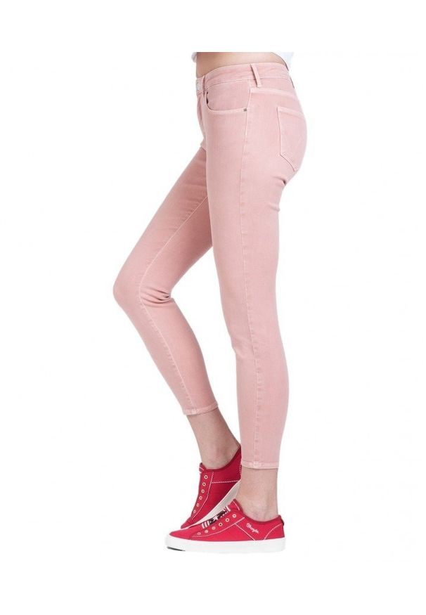 Wrangler - SPODNIE DAMSKIE WRANGLER SKINNY CROP PARADISE PINK W28MJTXLD 112128466