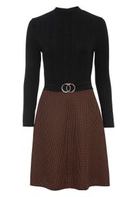 Sukienka z aplikacją bonprix czarno-brązowy z nadrukiem. Typ kołnierza: golf. Kolor: czarny. Wzór: aplikacja, nadruk #1