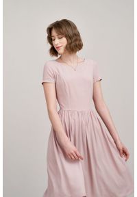 Marie Zélie - Sukienka Melania pudrowa różowa. Kolor: różowy. Materiał: lyocell, wiskoza, materiał, włókno, skóra. Długość rękawa: krótki rękaw #5