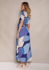 Renee - Niebieska Wiskozowa Sukienka Koszulowa z Paskiem w Geometryczny Print Falintia. Okazja: na co dzień. Typ kołnierza: dekolt w kształcie V. Kolor: niebieski. Materiał: wiskoza. Długość rękawa: krótki rękaw. Wzór: geometria, nadruk. Typ sukienki: koszulowe. Styl: klasyczny, casual #5