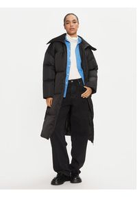 Calvin Klein Płaszcz zimowy K20K207721 Czarny Regular Fit. Kolor: czarny. Materiał: syntetyk. Sezon: zima #5