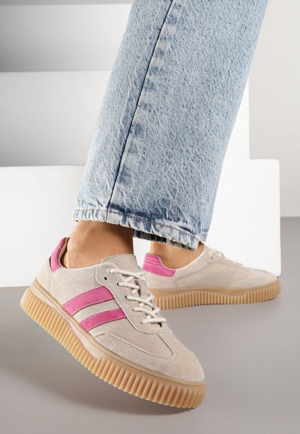 Renee - Beżowo-Fuksjowe Sneakersy Tenisówki z Wkładką ze Skóry Naturalnej Ozdobione Tłoczeniem Meluella. Okazja: na co dzień, na spacer. Kolor: beżowy. Materiał: skóra. Wzór: aplikacja. Sezon: wiosna. Sport: turystyka piesza