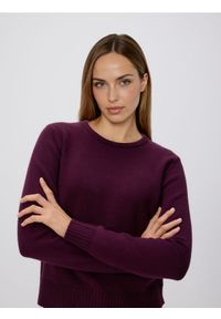 Reserved - Sweter z wiskozą - ciemnofioletowy. Kolor: fioletowy. Materiał: wiskoza #1