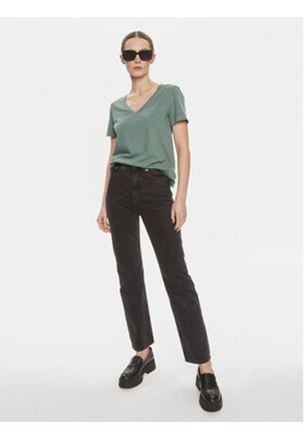 GAP - Gap T-Shirt 740140 Zielony Regular Fit. Kolor: zielony. Materiał: bawełna