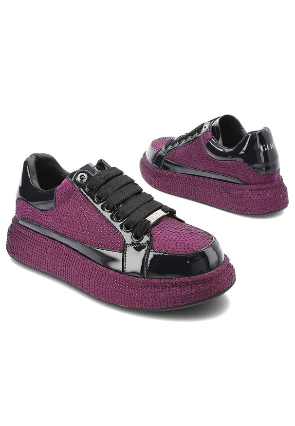 GOE - Fioletowe Sneakersy Goe Modne Obuwie Damskie. Okazja: na spacer, na co dzień. Kolor: fioletowy. Materiał: lakier, materiał. Szerokość cholewki: normalna. Wzór: aplikacja. Sport: turystyka piesza