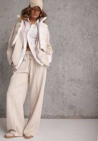 Renee - Jasnobeżowy Komplet Dresowy z Dzianiny z Wiskozą Bluza i Spodnie Wide Leg Nevelida. Kolor: beżowy. Materiał: dzianina, wiskoza, dresówka #2