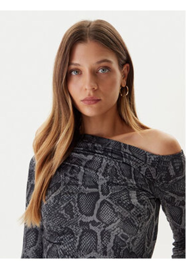 Guess Bluzka W5BP08 K1492 Szary Slim Fit. Kolor: szary. Materiał: syntetyk