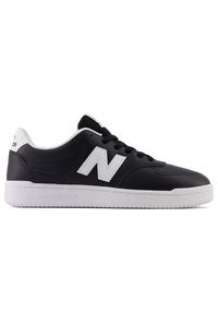 Buty unisex New Balance BB80BLK – czarne. Okazja: na co dzień. Kolor: czarny. Materiał: skóra, materiał, syntetyk, guma. Szerokość cholewki: normalna. Sport: turystyka piesza, koszykówka #1