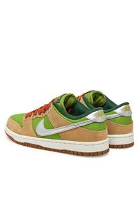 Nike Sneakersy FQ7585 200 Brązowy. Kolor: brązowy. Materiał: materiał #4