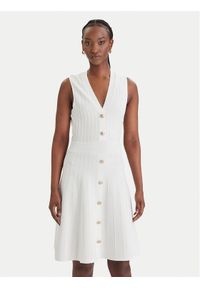 Guess Sukienka dzianinowa W6GK53 Z0658 Biały Regular Fit. Kolor: biały. Materiał: syntetyk #1