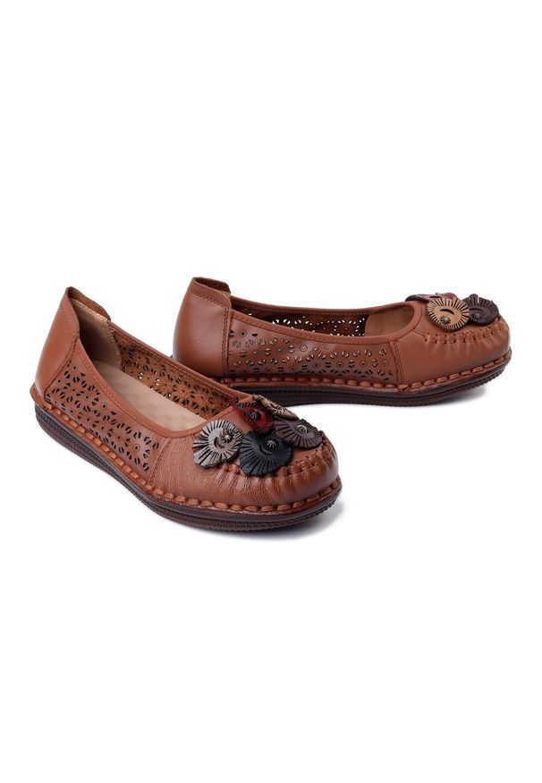 Artiker Relaks 58C0555 brązowy, półbuty damskie. Kolor: brązowy. Materiał: skóra. Sezon: wiosna, lato